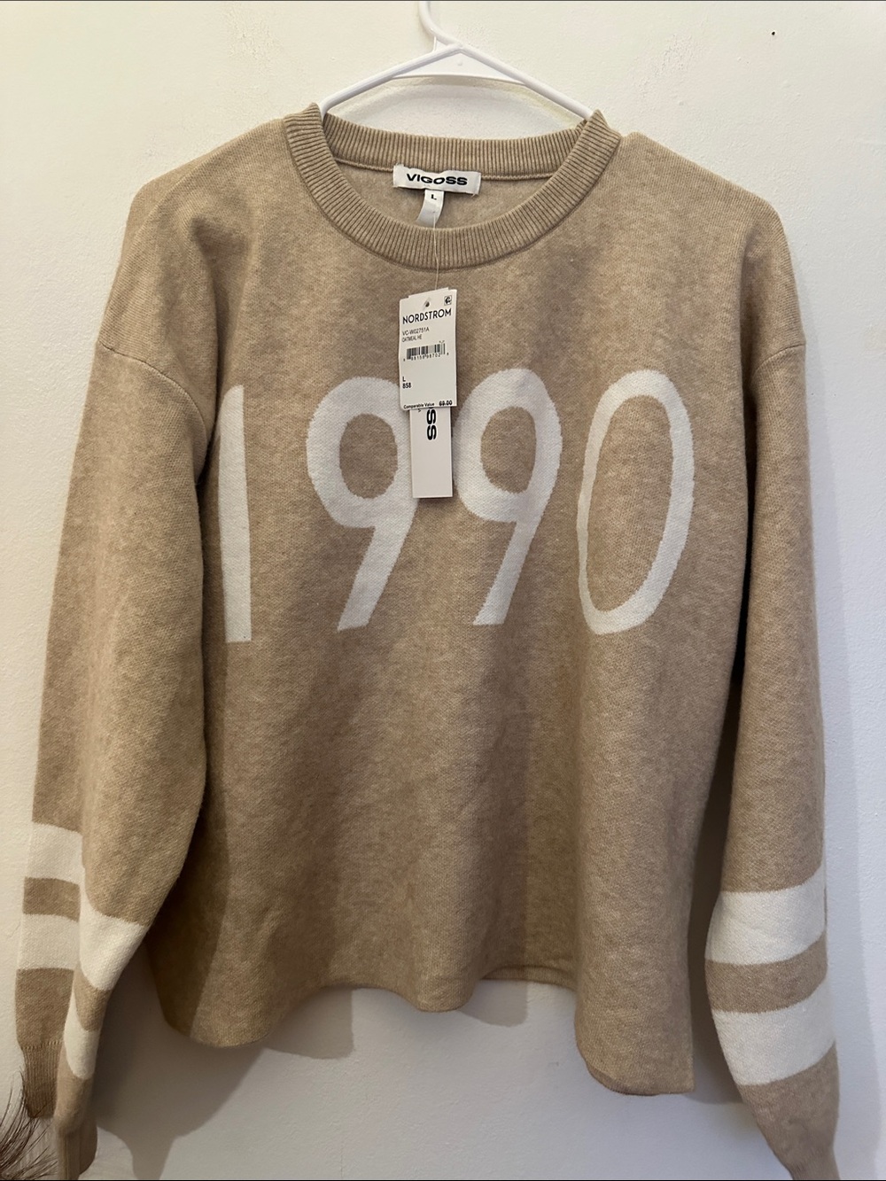 Vigoss Beige Crewneck Sweater with White '1990' Graphic